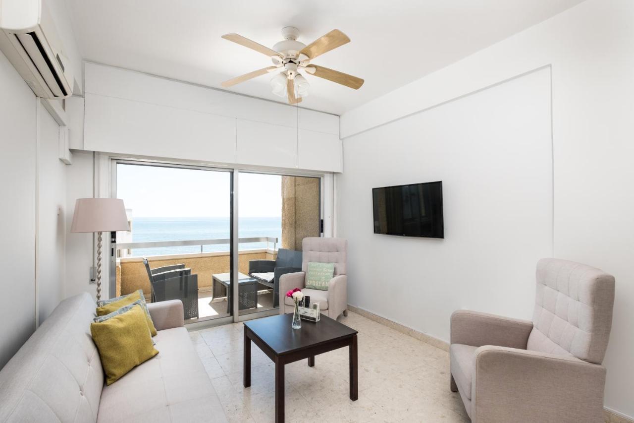Apollon Sea View Beachfront Ap 302 Larnaca Eksteriør billede