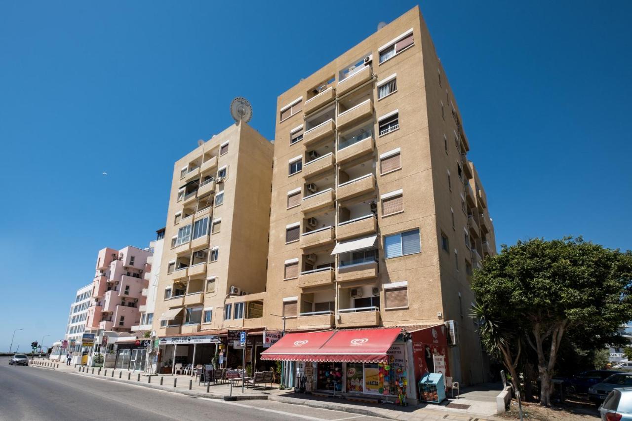 Apollon Sea View Beachfront Ap 302 Larnaca Eksteriør billede