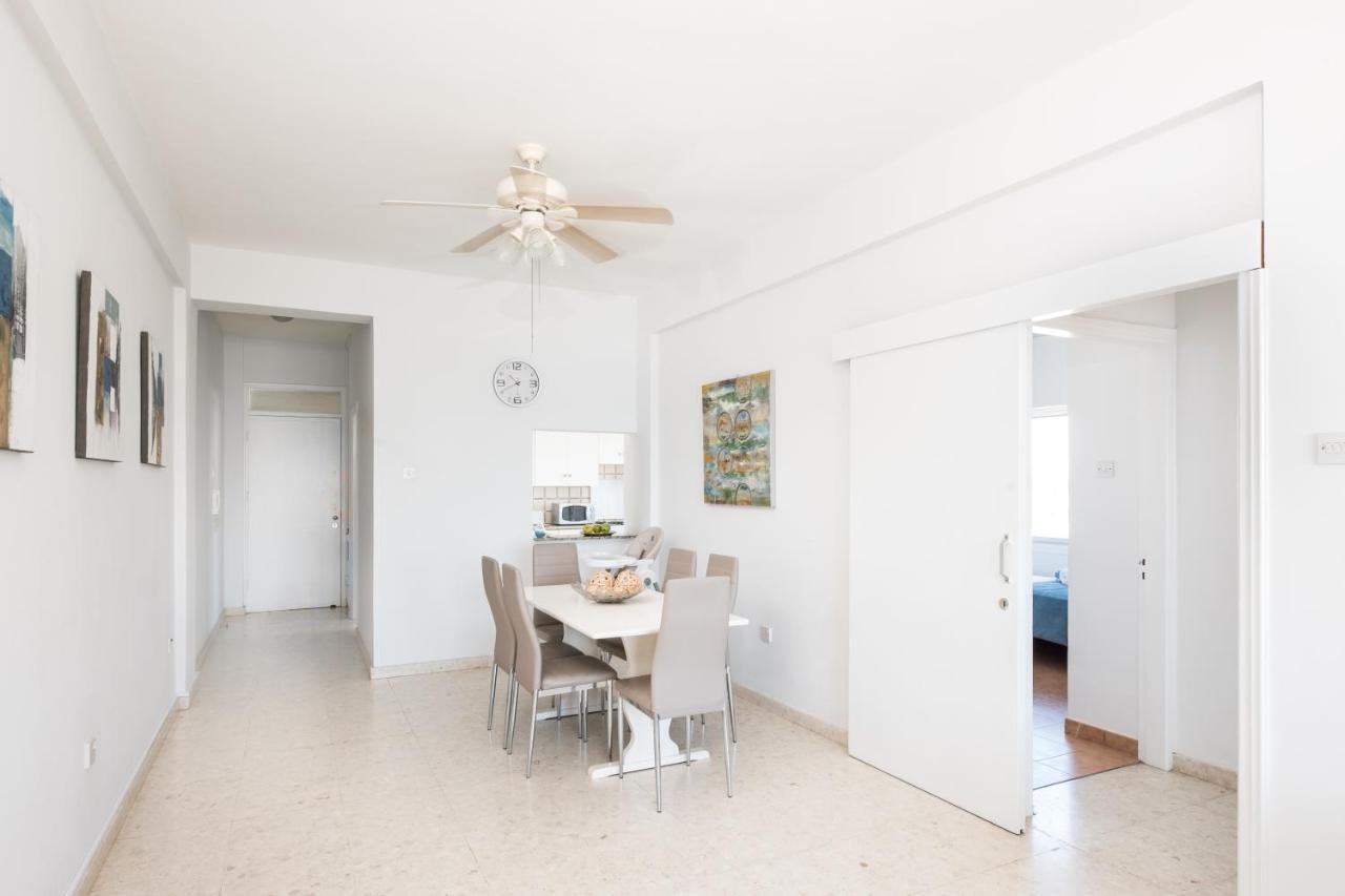 Apollon Sea View Beachfront Ap 302 Larnaca Eksteriør billede